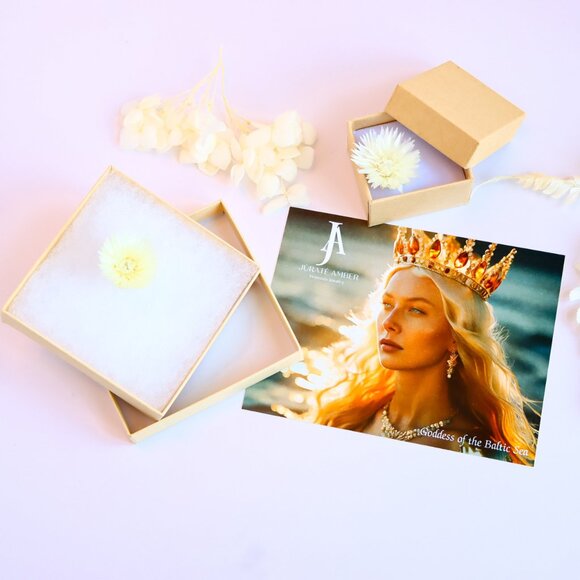 14K Gold Amber Ring – Marquise Cut Lithuanian Cognac Amber - Picture 8 of 8